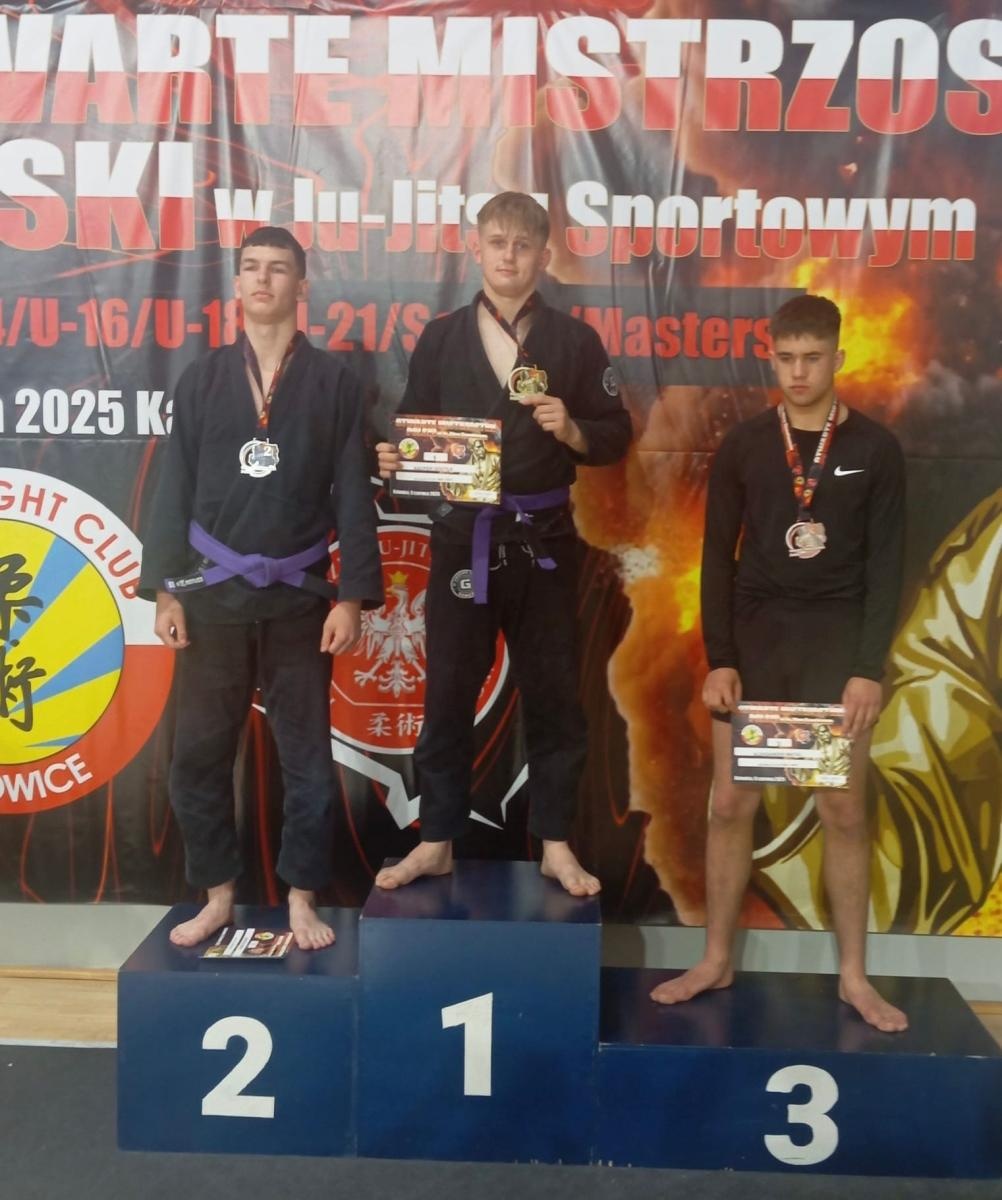 Zdjęcie w galerii na portalu naszraciborz.pl: Łamatorzy wracają z workiem medali z Mistrzostw Polski wiadomości z regionu