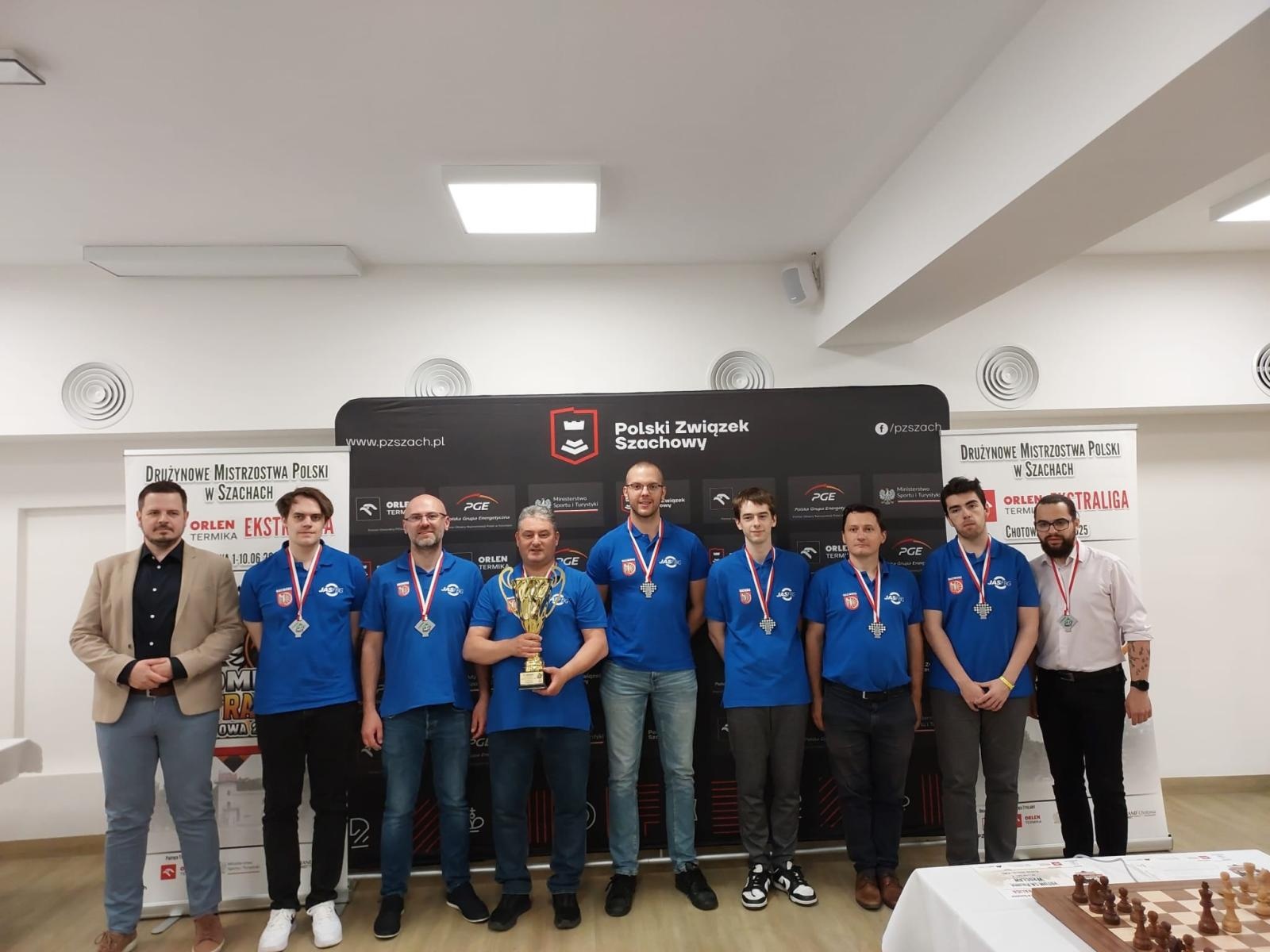 Zdjęcie w galerii na portalu naszraciborz.pl: Klub Szachowy SILESIA Racibórz wicemistrzem Polski w Drużynowych MP w Szachach Klasycznych! wiadomości z regionu