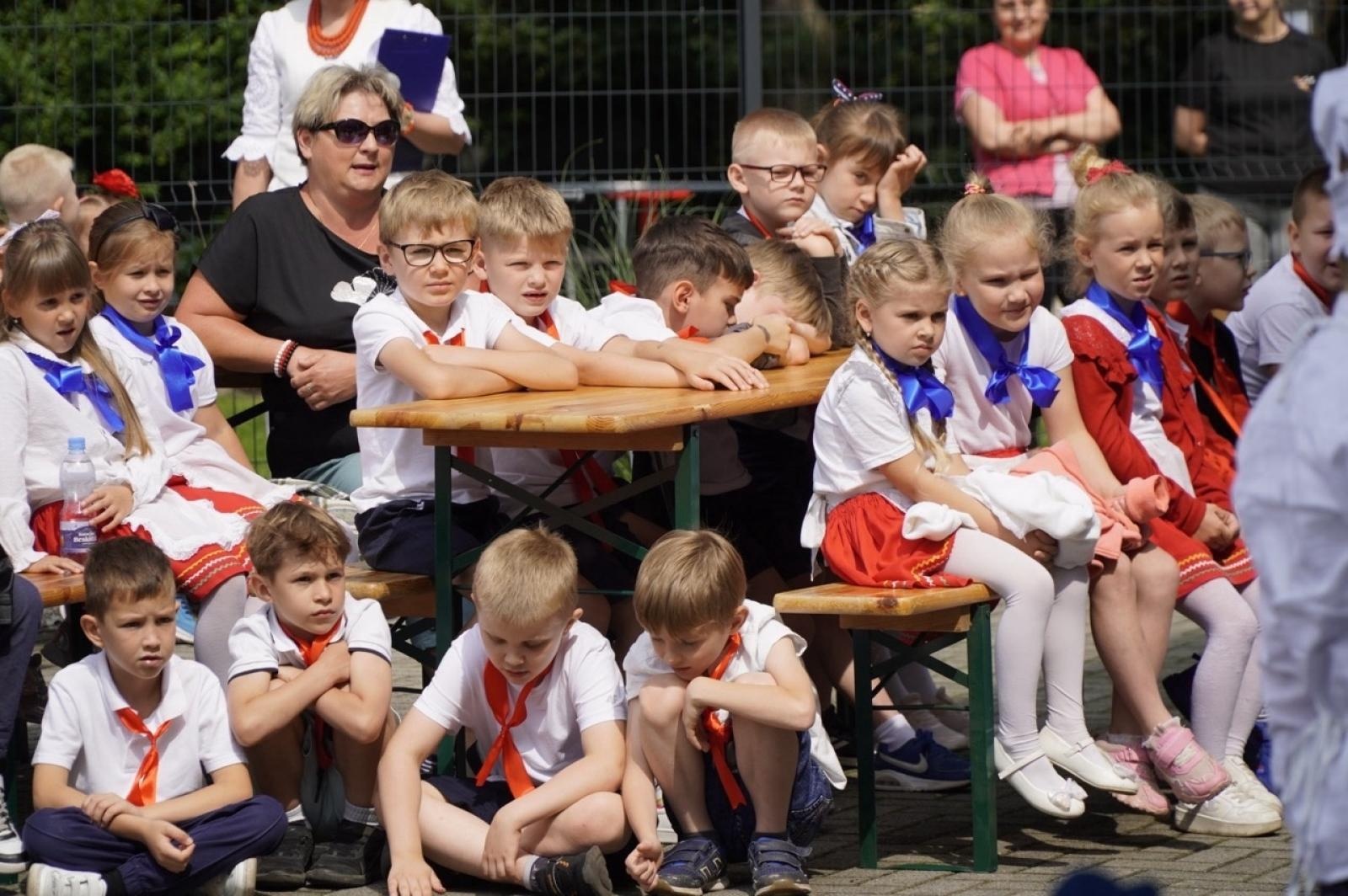 Zdjęcie w galerii na portalu naszraciborz.pl: XX Europejski Piknik w Przedszkolu nr 16 w Raciborzu-Brzeziu  wiadomości z regionu