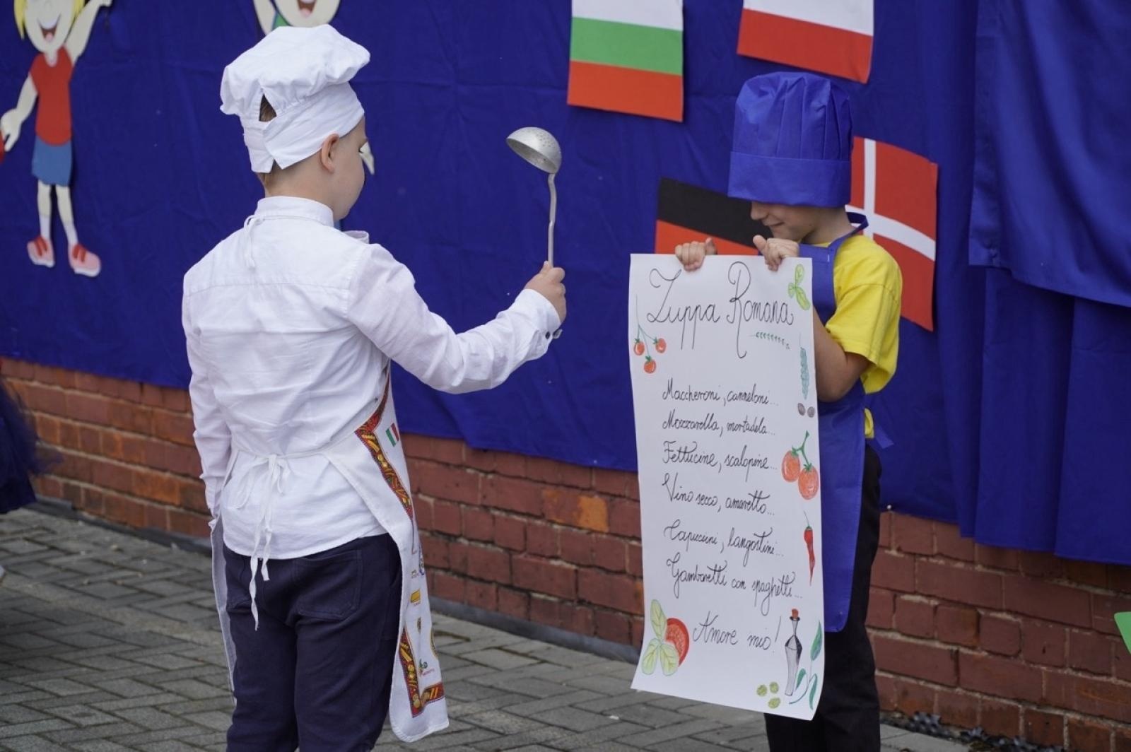 Zdjęcie w galerii na portalu naszraciborz.pl: XX Europejski Piknik w Przedszkolu nr 16 w Raciborzu-Brzeziu  wiadomości z regionu