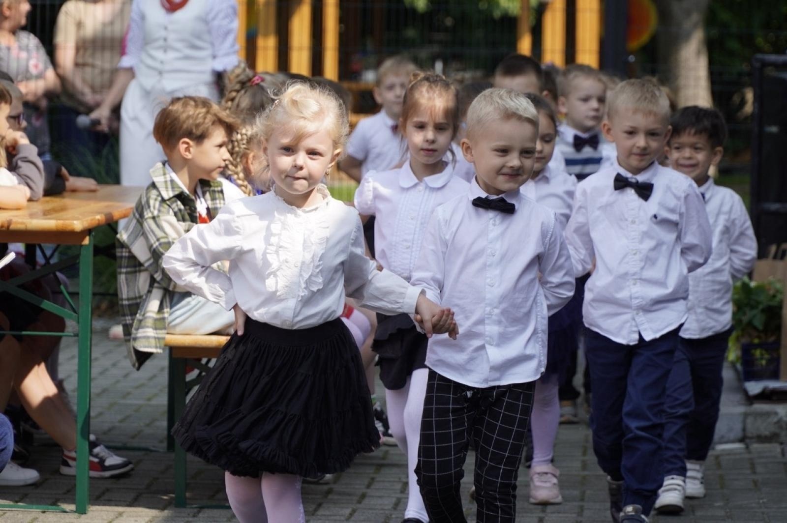 Zdjęcie w galerii na portalu naszraciborz.pl: XX Europejski Piknik w Przedszkolu nr 16 w Raciborzu-Brzeziu  wiadomości z regionu
