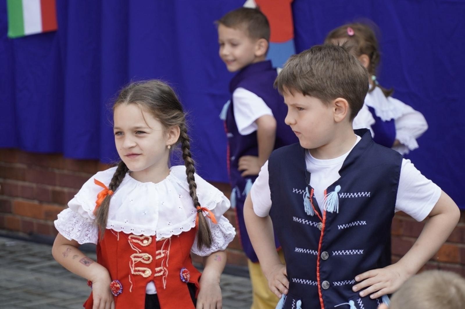 Zdjęcie w galerii na portalu naszraciborz.pl: XX Europejski Piknik w Przedszkolu nr 16 w Raciborzu-Brzeziu  wiadomości z regionu