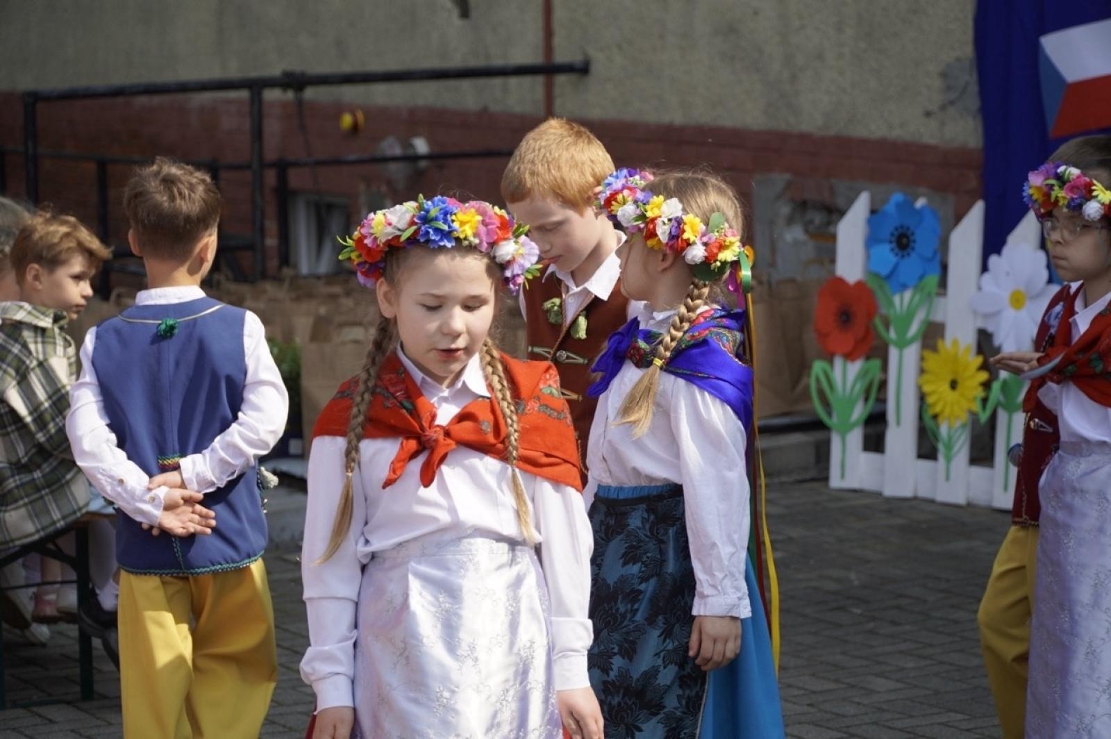 Zdjęcie w galerii na portalu naszraciborz.pl: XX Europejski Piknik w Przedszkolu nr 16 w Raciborzu-Brzeziu  wiadomości z regionu