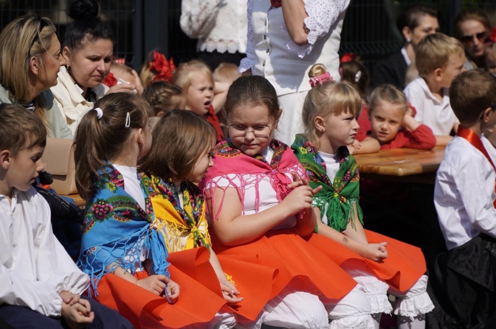 Zdjęcie w galerii na portalu naszraciborz.pl: XX Europejski Piknik w Przedszkolu nr 16 w Raciborzu-Brzeziu  wiadomości z regionu