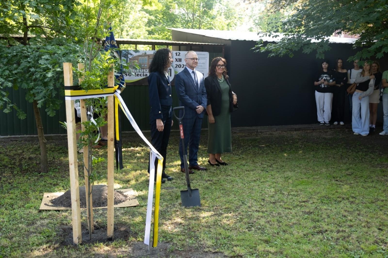 Zdjęcie w galerii na portalu naszraciborz.pl: Od korzeni do skrzydeł – 80 lat Kasprowicza wiadomości z regionu