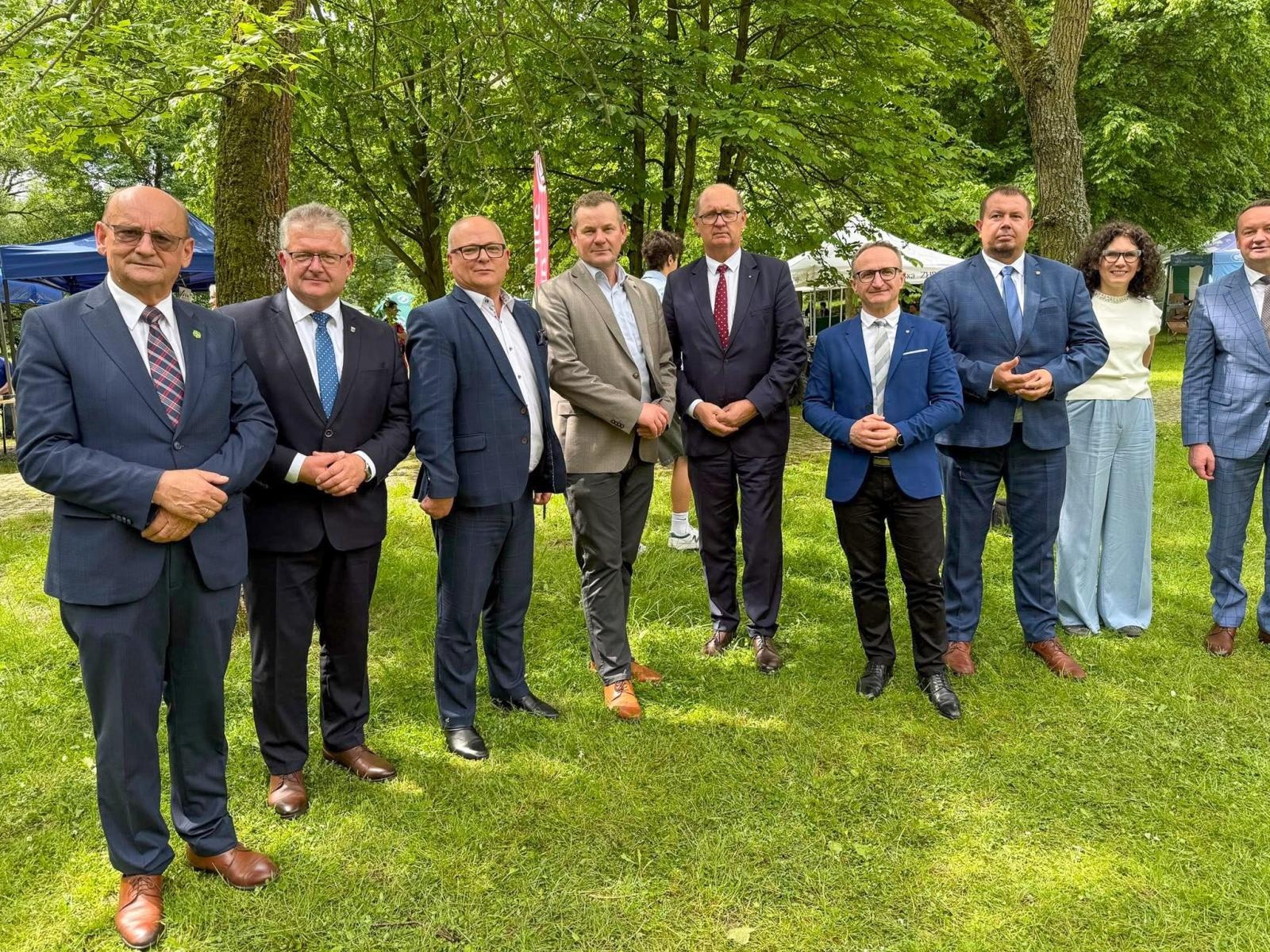 Zdjęcie w galerii na portalu naszraciborz.pl: Zielona przyszłość Śląska. Wręczono nagrody w konkursie Zielona Pracownia 2025 wiadomości z regionu