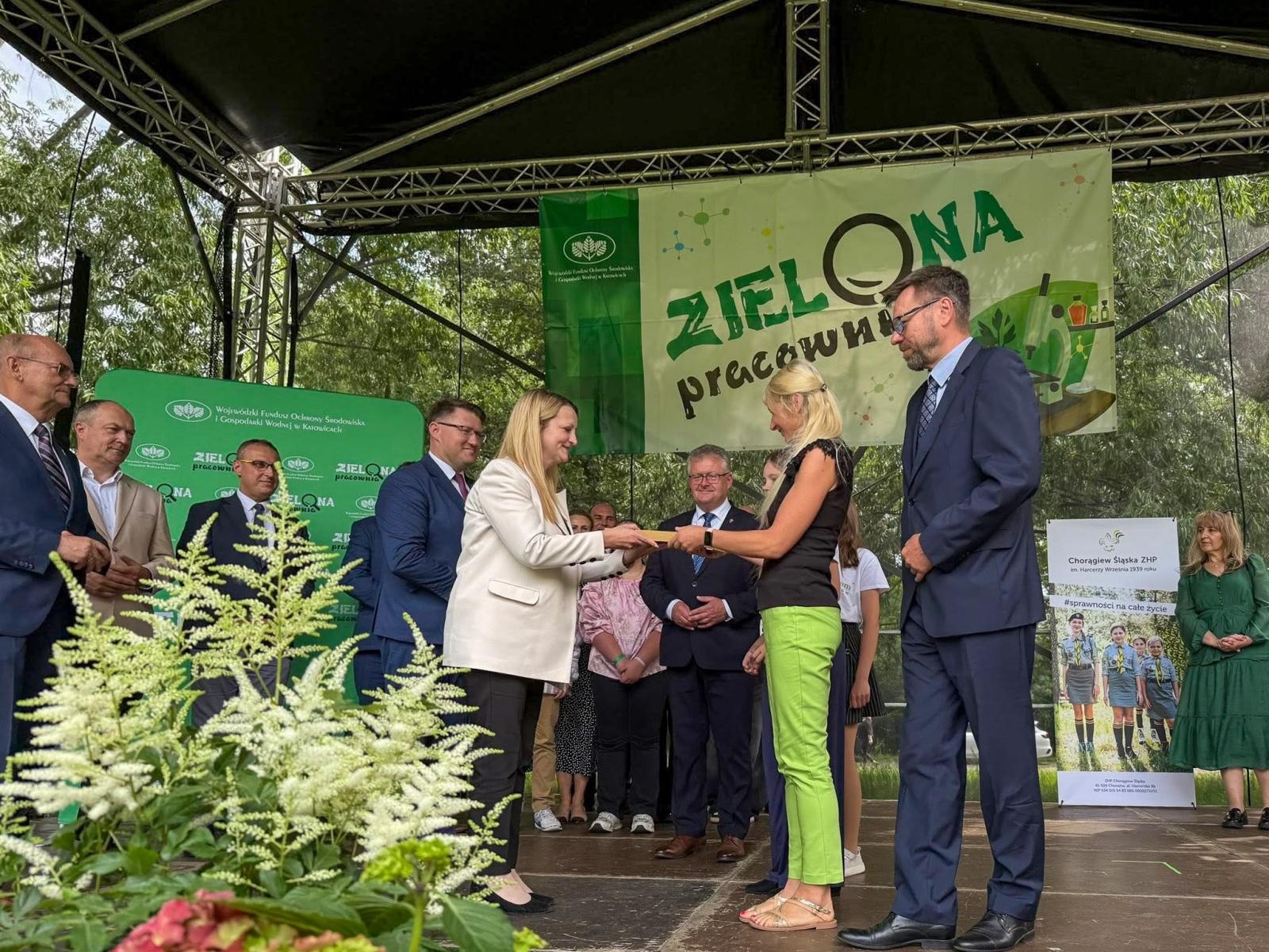 Zdjęcie w galerii na portalu naszraciborz.pl: Zielona przyszłość Śląska. Wręczono nagrody w konkursie Zielona Pracownia 2025 wiadomości z regionu