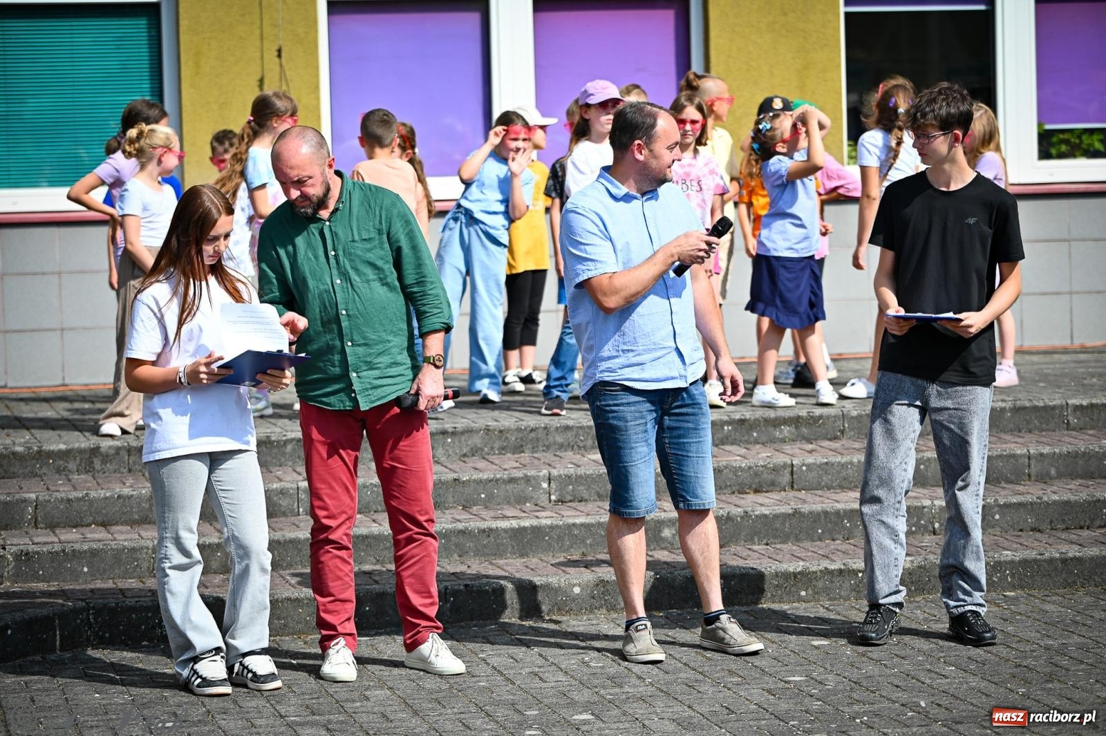 Zdjęcie w galerii na portalu naszraciborz.pl: Rodzinny festyn pełen radości w SP 18 im. Książąt Raciborskich [FOTO i WIDEO] wiadomości z regionu