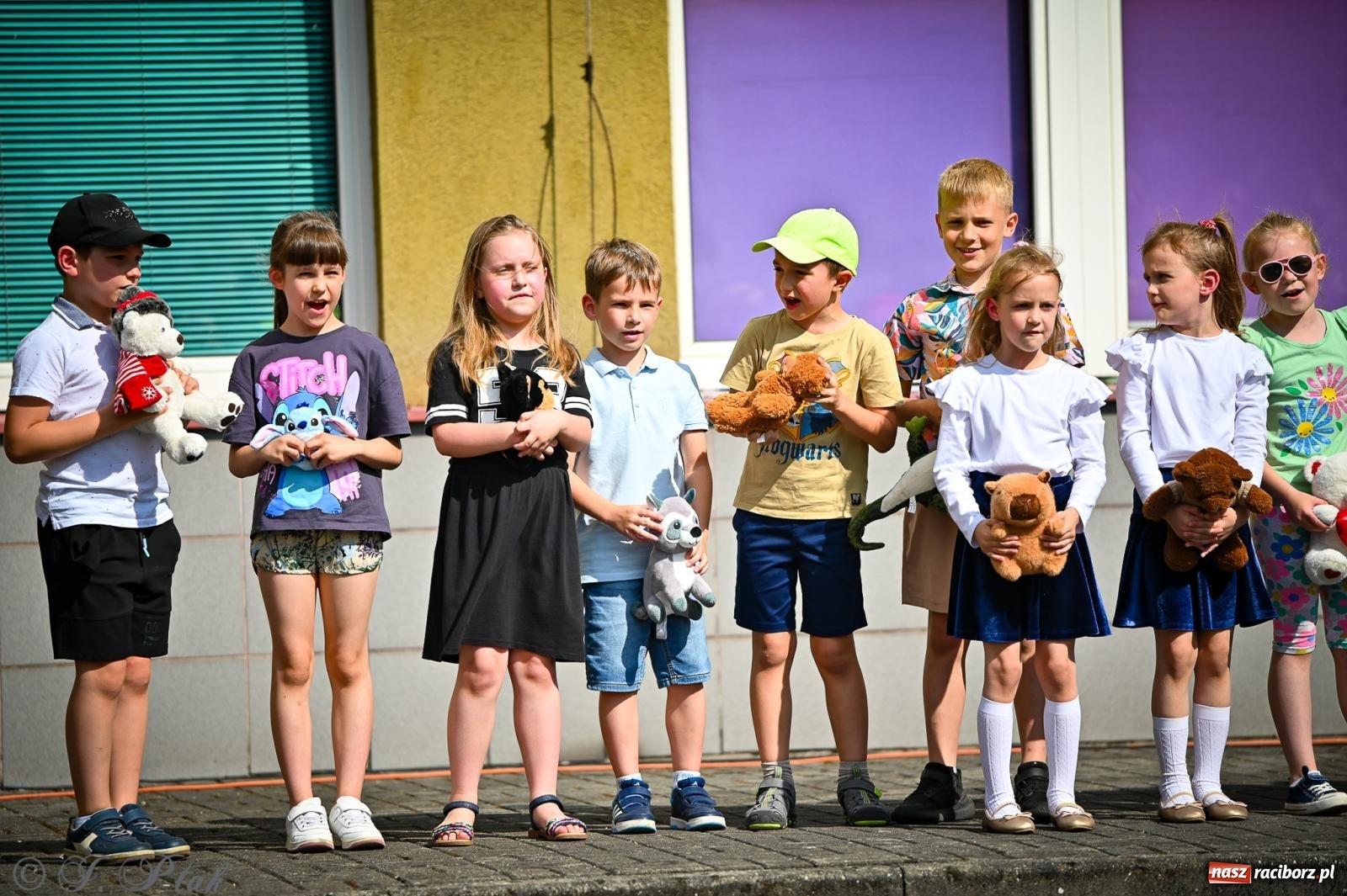 Zdjęcie w galerii na portalu naszraciborz.pl: Rodzinny festyn pełen radości w SP 18 im. Książąt Raciborskich [FOTO i WIDEO] wiadomości z regionu