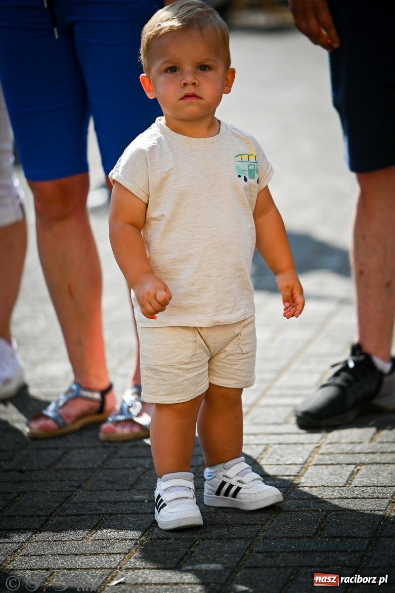 Zdjęcie w galerii na portalu naszraciborz.pl: Rodzinny festyn pełen radości w SP 18 im. Książąt Raciborskich [FOTO i WIDEO] wiadomości z regionu