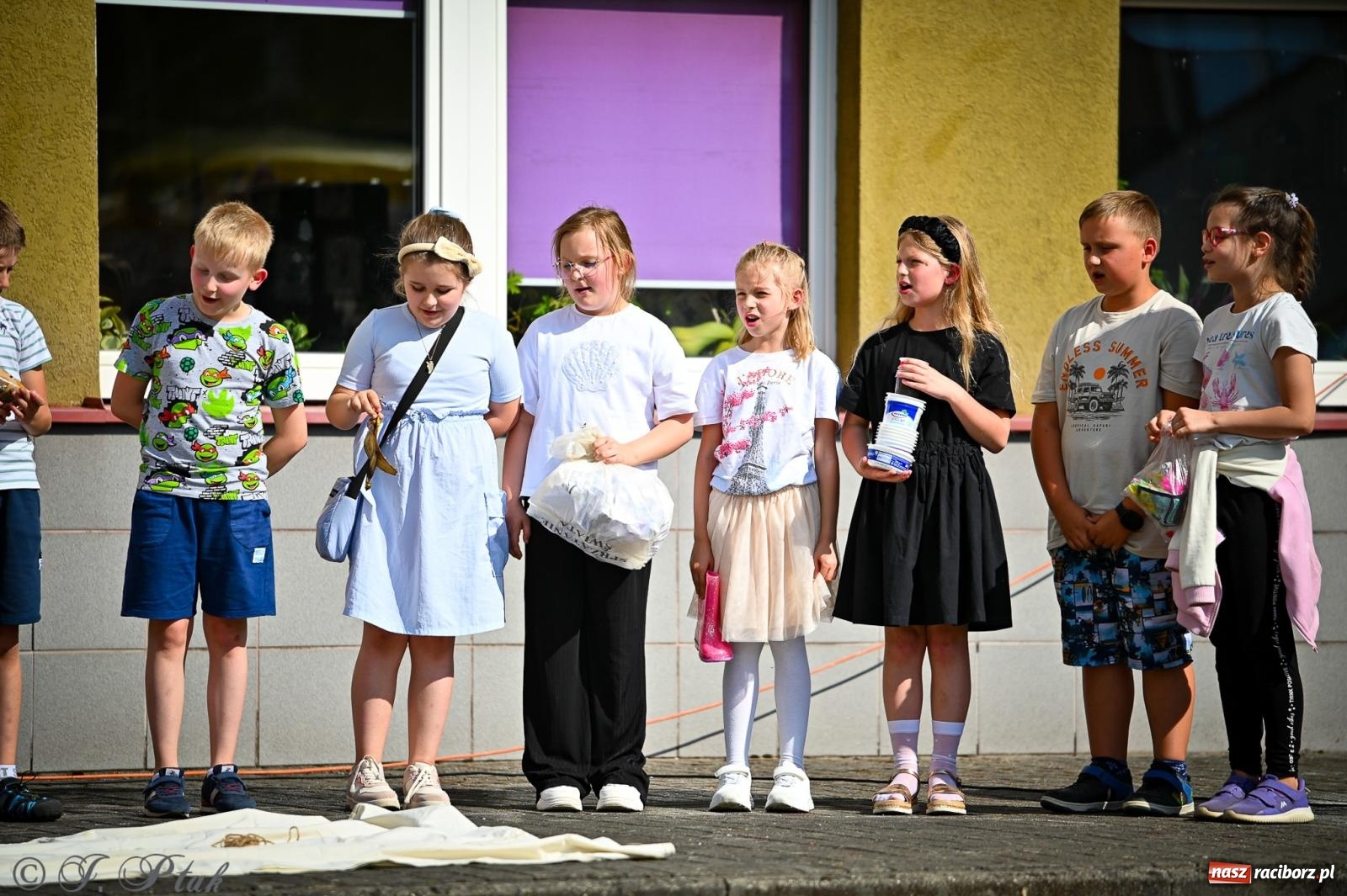 Zdjęcie w galerii na portalu naszraciborz.pl: Rodzinny festyn pełen radości w SP 18 im. Książąt Raciborskich [FOTO i WIDEO] wiadomości z regionu