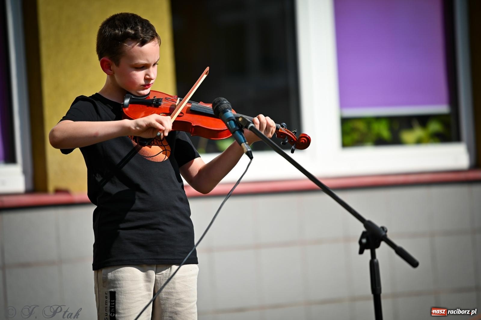 Zdjęcie w galerii na portalu naszraciborz.pl: Rodzinny festyn pełen radości w SP 18 im. Książąt Raciborskich [FOTO i WIDEO] wiadomości z regionu
