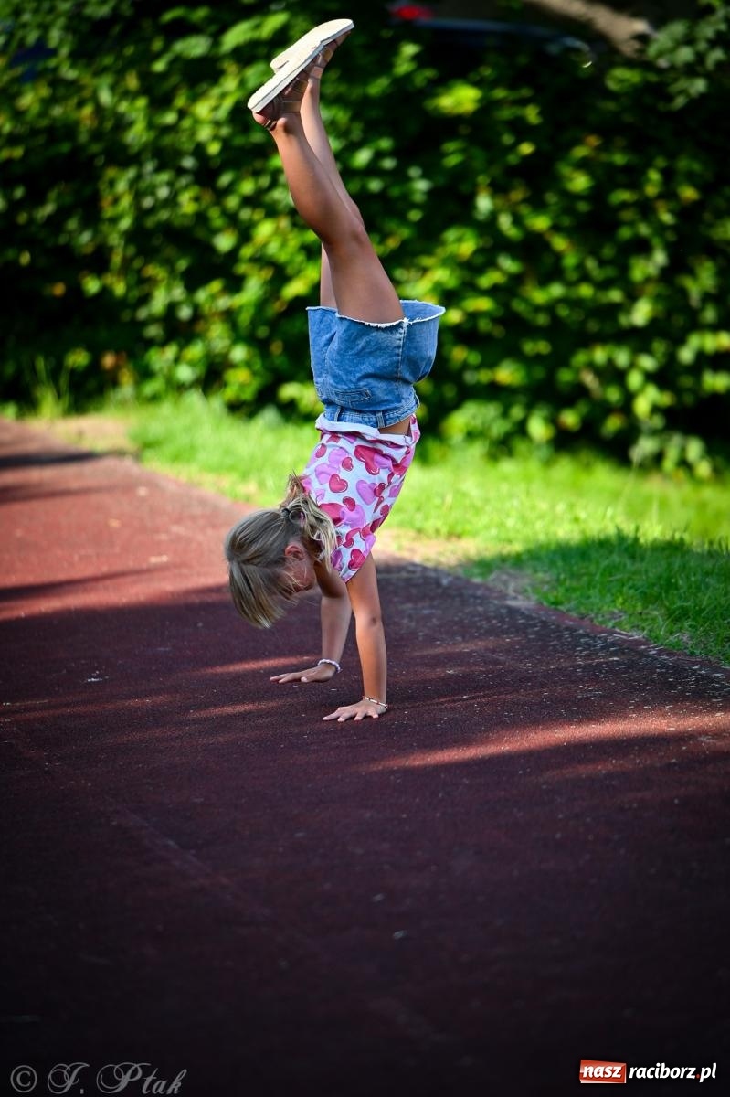 Zdjęcie w galerii na portalu naszraciborz.pl: Rodzinny festyn pełen radości w SP 18 im. Książąt Raciborskich [FOTO i WIDEO] wiadomości z regionu
