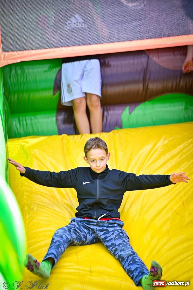 Zdjęcie w galerii na portalu naszraciborz.pl: Rodzinny festyn pełen radości w SP 18 im. Książąt Raciborskich [FOTO i WIDEO] wiadomości z regionu