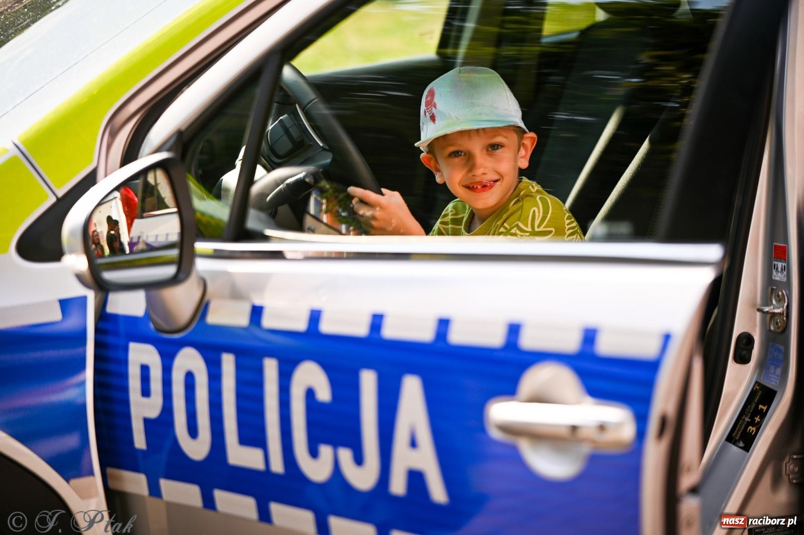 Zdjęcie w galerii na portalu naszraciborz.pl: Rodzinny festyn pełen radości w SP 18 im. Książąt Raciborskich [FOTO i WIDEO] wiadomości z regionu
