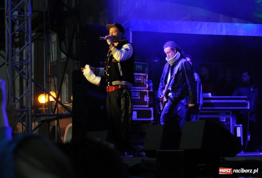 Zdjęcie w galerii na portalu naszraciborz.pl: Afromental i laserowe widowisko wiadomości z regionu