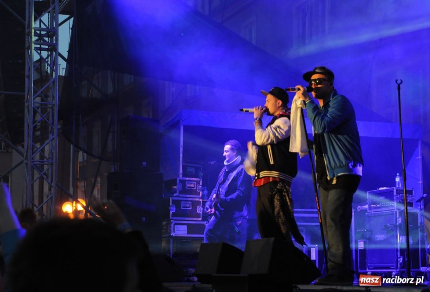 Zdjęcie w galerii na portalu naszraciborz.pl: Afromental i laserowe widowisko wiadomości z regionu