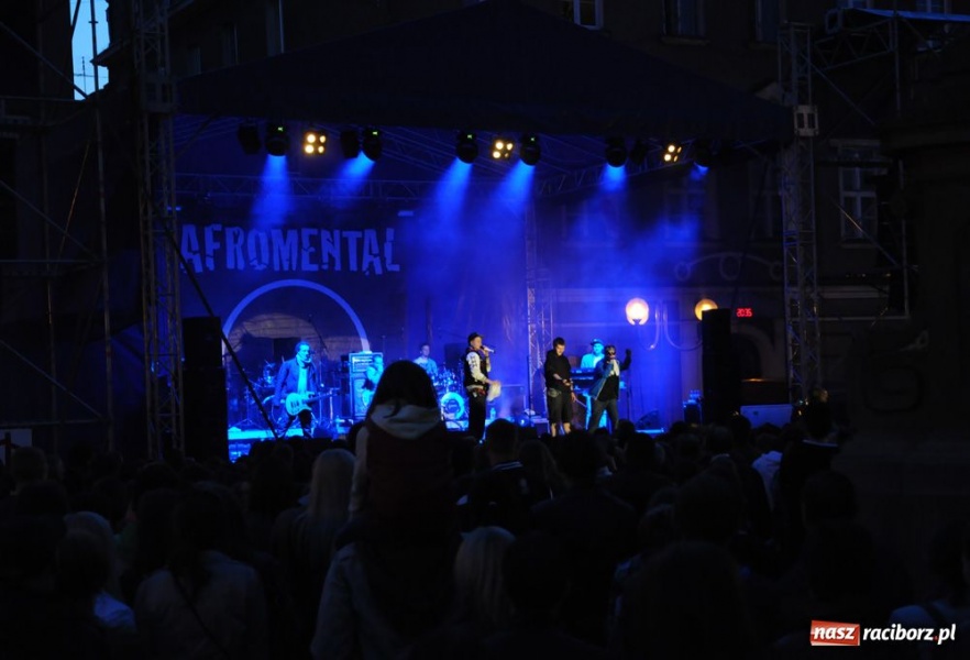 Zdjęcie w galerii na portalu naszraciborz.pl: Afromental i laserowe widowisko wiadomości z regionu
