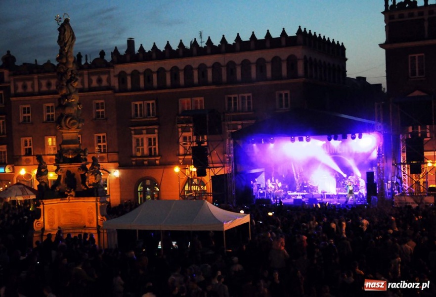 Zdjęcie w galerii na portalu naszraciborz.pl: Afromental i laserowe widowisko wiadomości z regionu