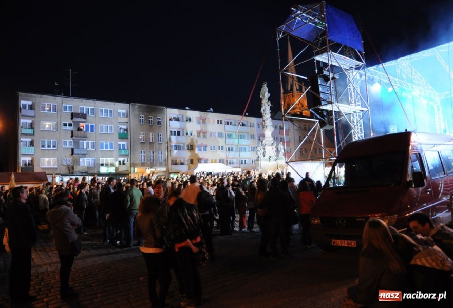 Zdjęcie w galerii na portalu naszraciborz.pl: Afromental i laserowe widowisko wiadomości z regionu