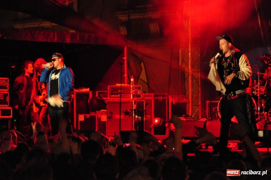 Zdjęcie w galerii na portalu naszraciborz.pl: Afromental i laserowe widowisko wiadomości z regionu