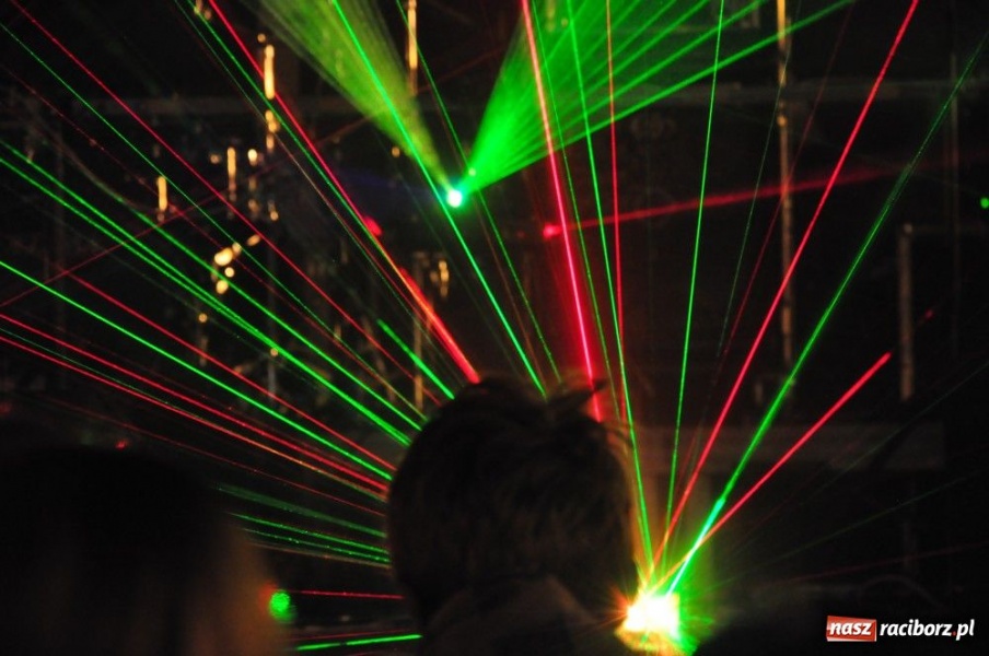 Zdjęcie w galerii na portalu naszraciborz.pl: Afromental i laserowe widowisko wiadomości z regionu
