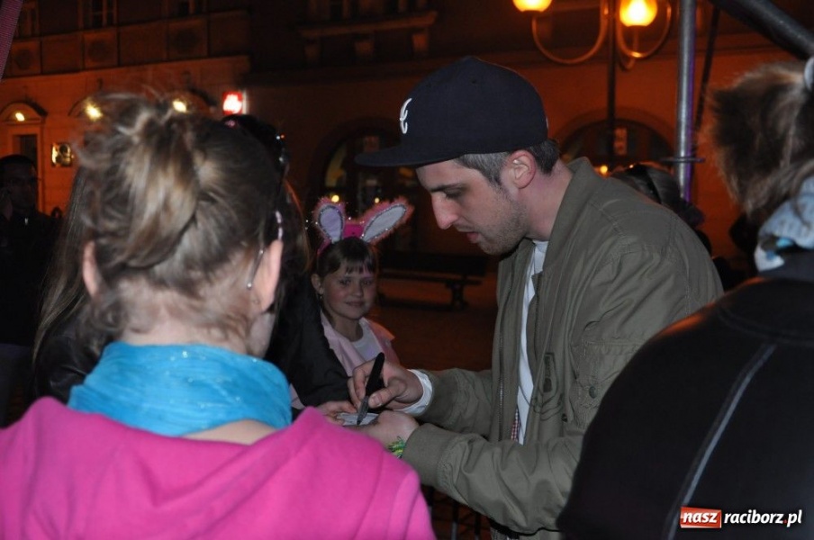 Zdjęcie w galerii na portalu naszraciborz.pl: Afromental i laserowe widowisko wiadomości z regionu