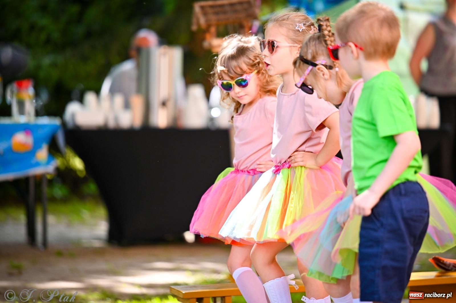 Zdjęcie w galerii na portalu naszraciborz.pl: Rodzinny festyn z międzynarodowym przesłaniem w P23 wiadomości z regionu