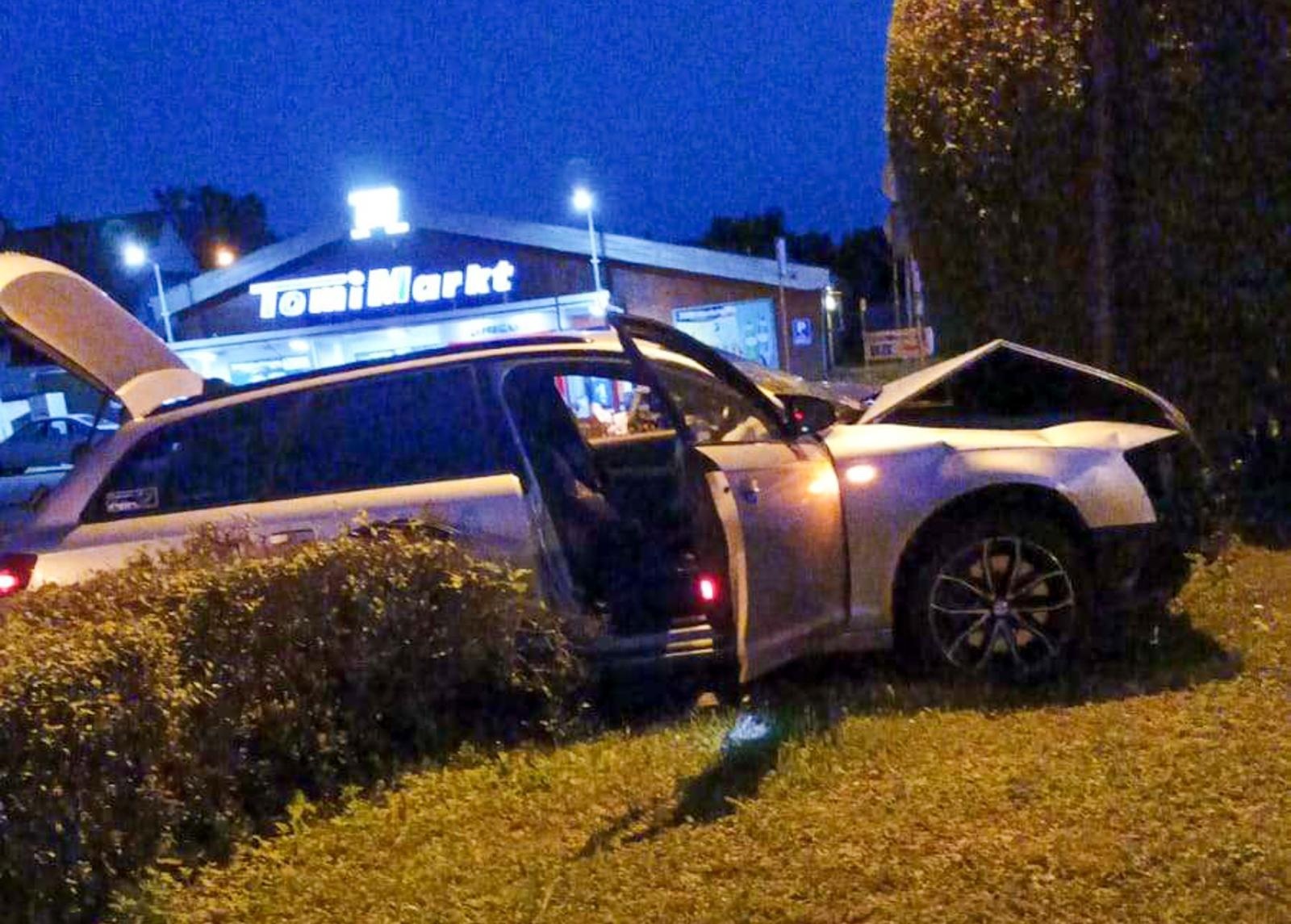 Zdjęcie w galerii na portalu naszraciborz.pl: Wypadek na skrzyżowaniu Ocickiej i Opawskiej - tak do niego doszło [WIDEO] wiadomości z regionu