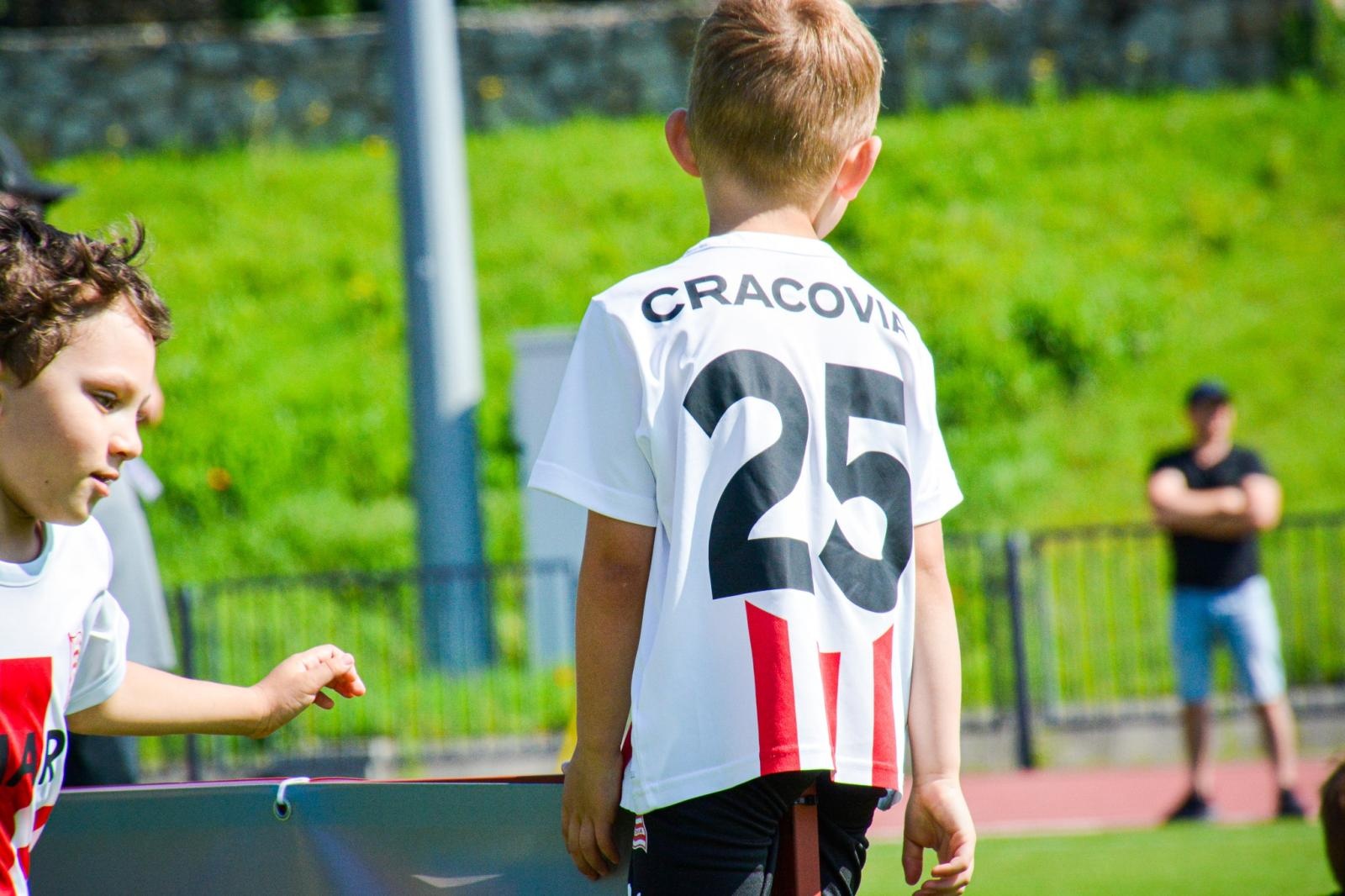 Zdjęcie w galerii na portalu naszraciborz.pl: Racibórz Trophy: młodzi piłkarze rywalizują na stadionie przy Zamkowej wiadomości z regionu