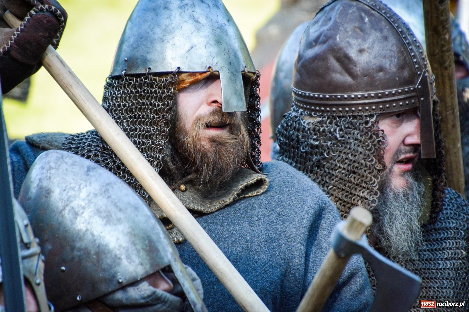 Zdjęcie w galerii na portalu naszraciborz.pl: Trzystu wojów pod raciborskim grodem. Wielka bitwa i tysiąc lat historii na żywo wiadomości z regionu