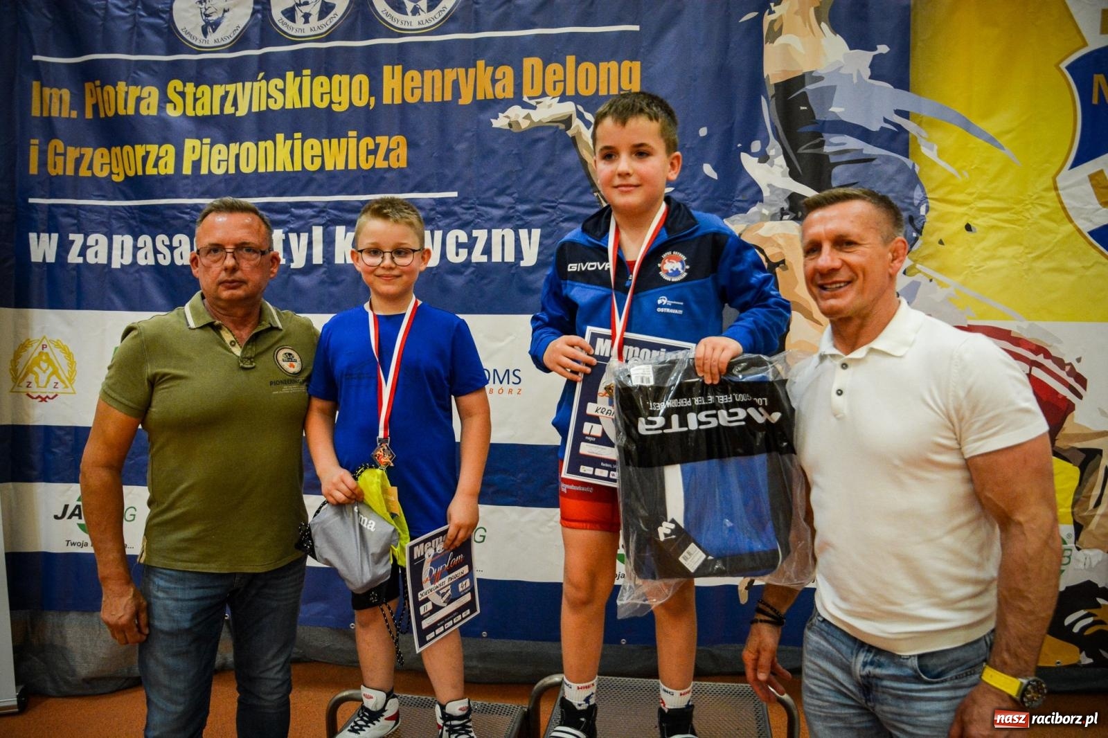 Zdjęcie w galerii na portalu naszraciborz.pl: W hołdzie trzem legendom raciborskich zapasów. Za nami memoriał Pieronkiewicza, Starzyńskiego i Delonga wiadomości z regionu