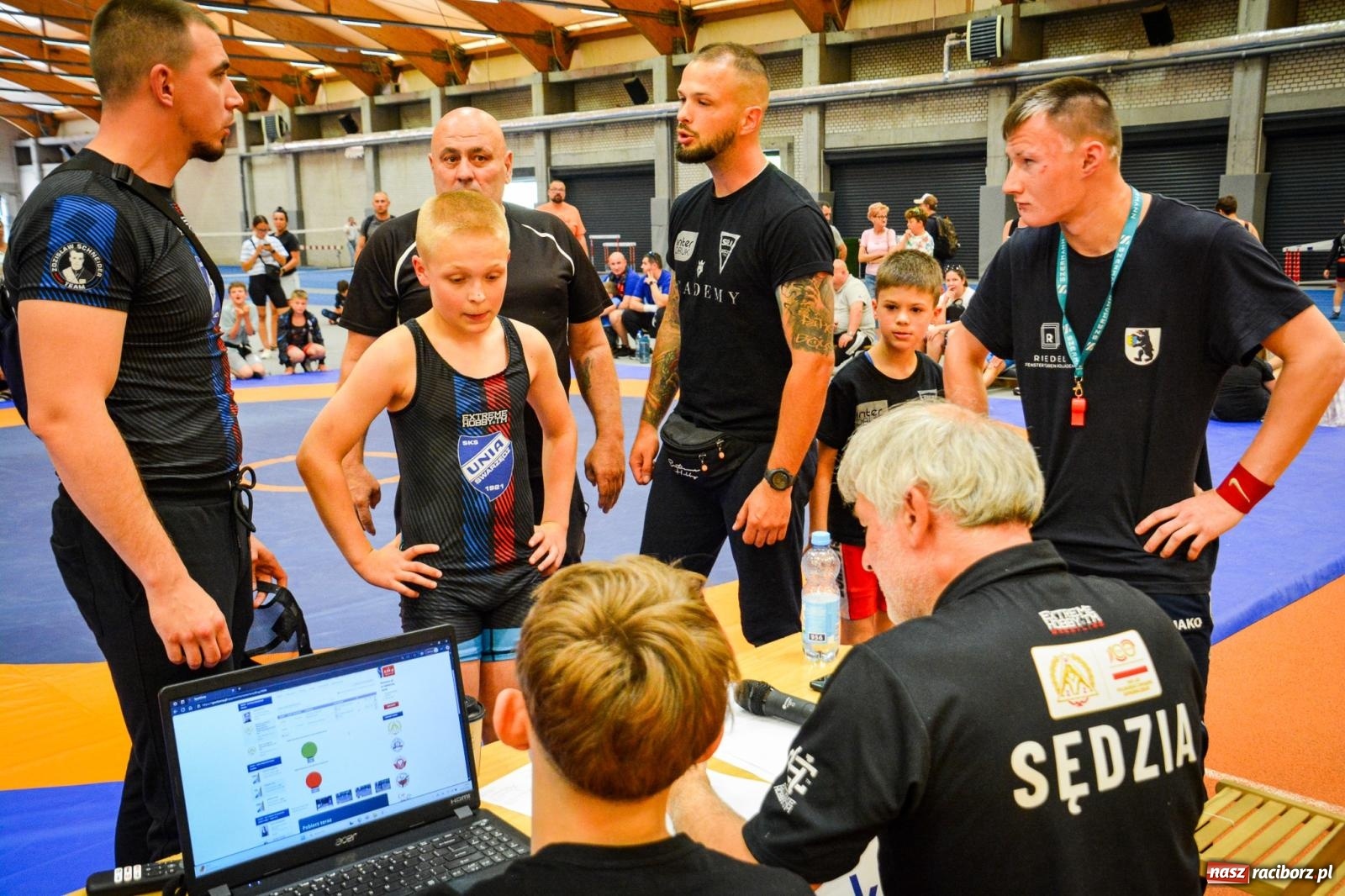 Zdjęcie w galerii na portalu naszraciborz.pl: W hołdzie trzem legendom raciborskich zapasów. Za nami memoriał Pieronkiewicza, Starzyńskiego i Delonga wiadomości z regionu
