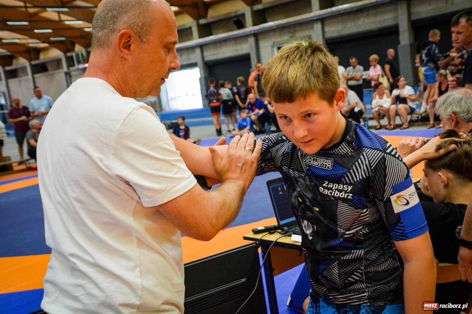 Zdjęcie w galerii na portalu naszraciborz.pl: W hołdzie trzem legendom raciborskich zapasów. Za nami memoriał Pieronkiewicza, Starzyńskiego i Delonga wiadomości z regionu