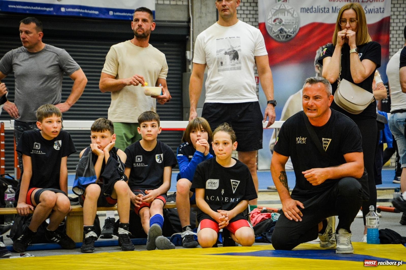 Zdjęcie w galerii na portalu naszraciborz.pl: W hołdzie trzem legendom raciborskich zapasów. Za nami memoriał Pieronkiewicza, Starzyńskiego i Delonga wiadomości z regionu