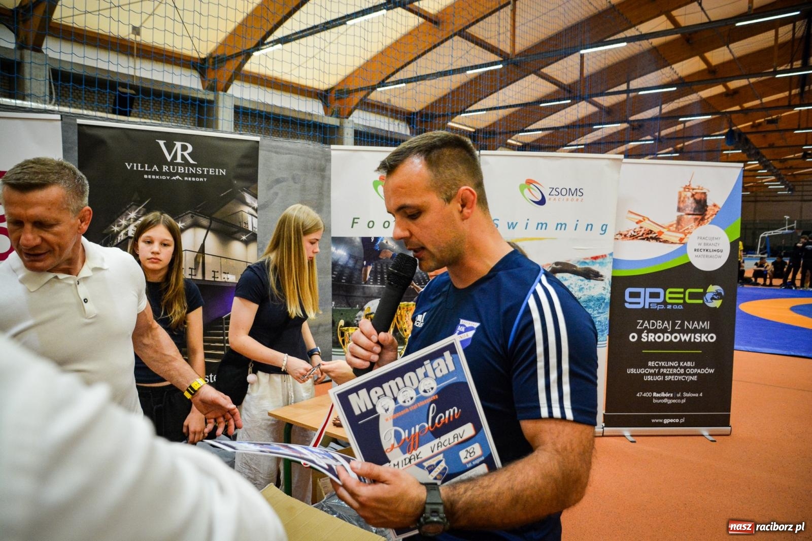 Zdjęcie w galerii na portalu naszraciborz.pl: W hołdzie trzem legendom raciborskich zapasów. Za nami memoriał Pieronkiewicza, Starzyńskiego i Delonga wiadomości z regionu