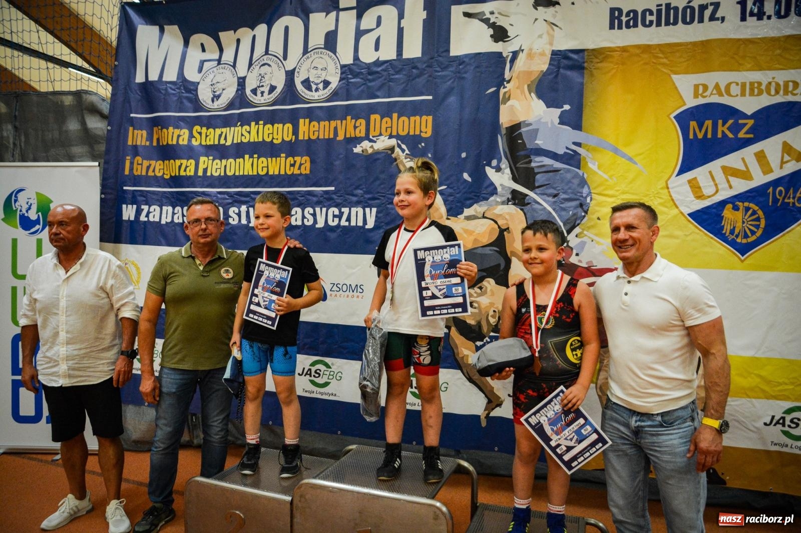 Zdjęcie w galerii na portalu naszraciborz.pl: W hołdzie trzem legendom raciborskich zapasów. Za nami memoriał Pieronkiewicza, Starzyńskiego i Delonga wiadomości z regionu