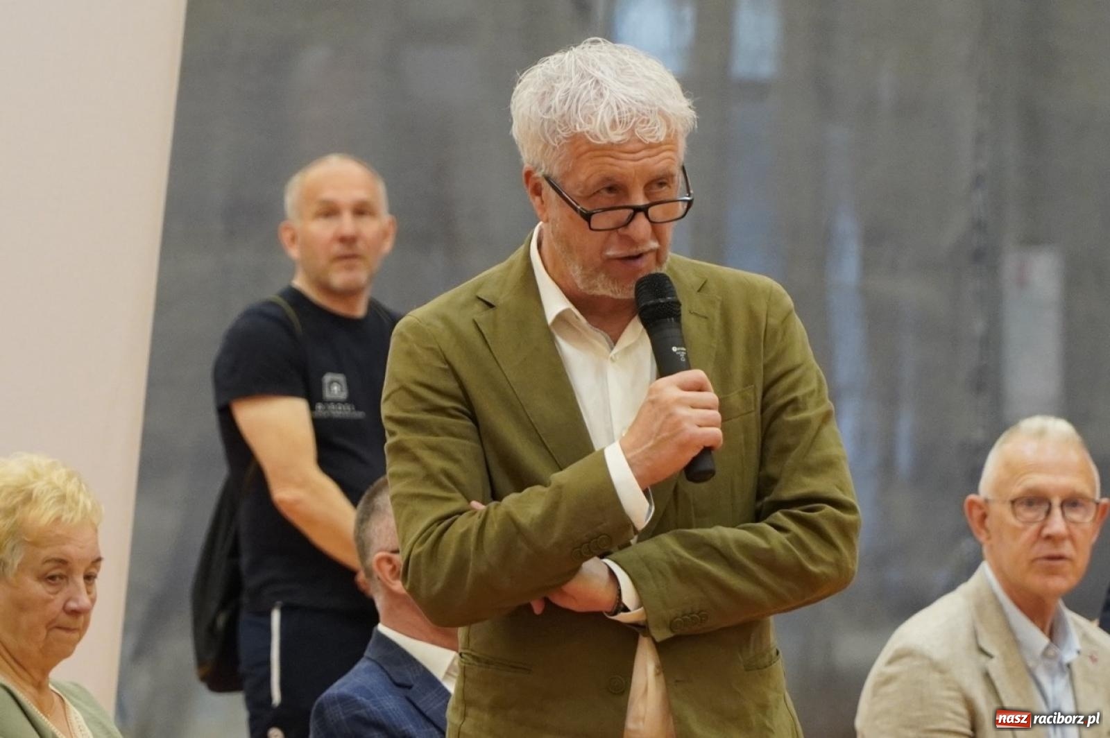 Zdjęcie w galerii na portalu naszraciborz.pl: W hołdzie trzem legendom raciborskich zapasów. Za nami memoriał Pieronkiewicza, Starzyńskiego i Delonga wiadomości z regionu