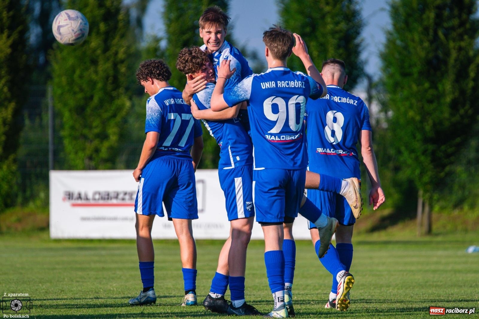 Zdjęcie w galerii na portalu naszraciborz.pl: Unia Racibórz odpaliła po przyjściu prezydenta. Cenne trzy punkty w walce o utrzymanie [FOTO] wiadomości z regionu
