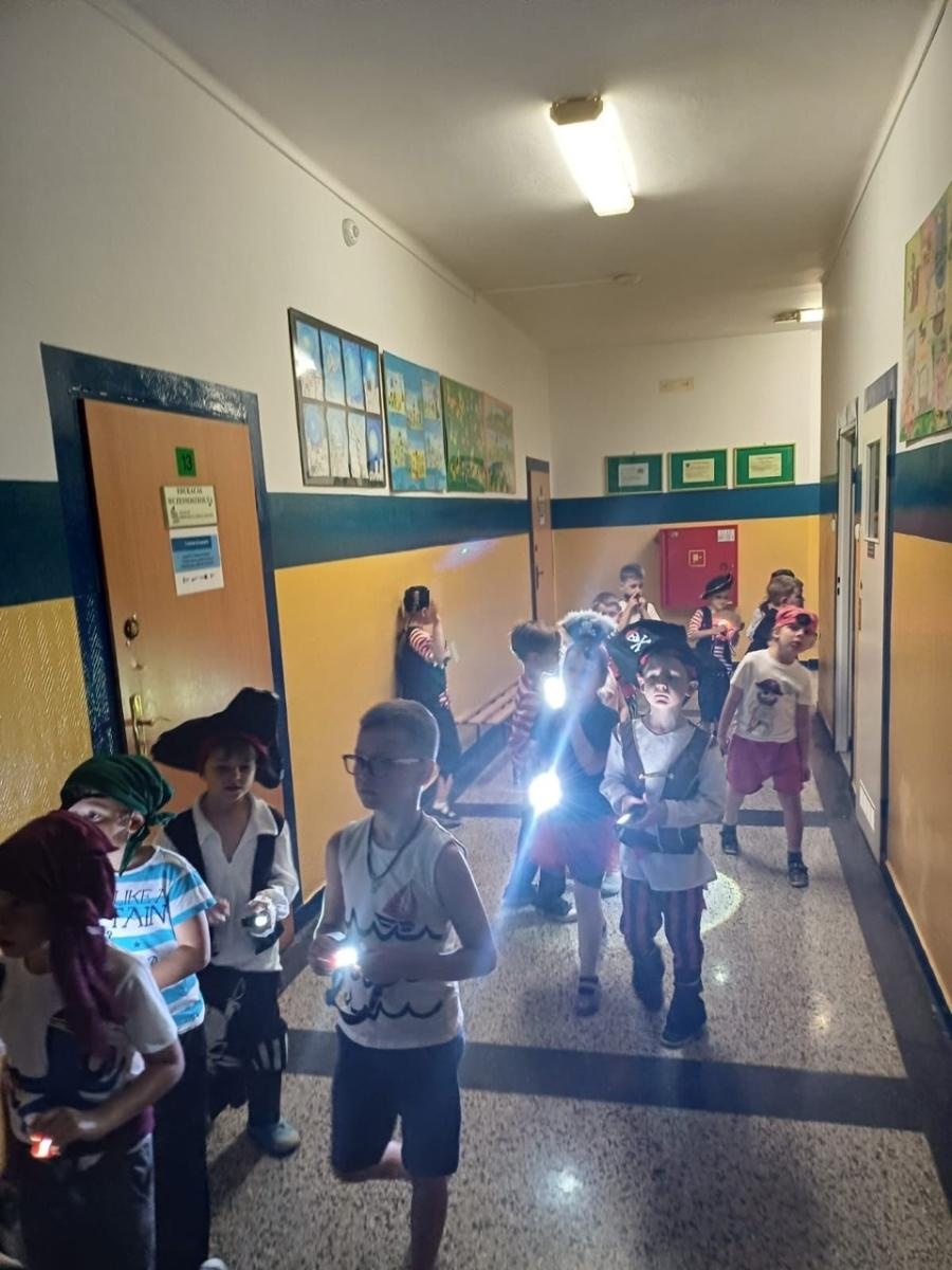 Zdjęcie w galerii na portalu naszraciborz.pl: Prawie jak w Hollywood – czerwony dywan i aleja gwiazd na Płoni wiadomości z regionu