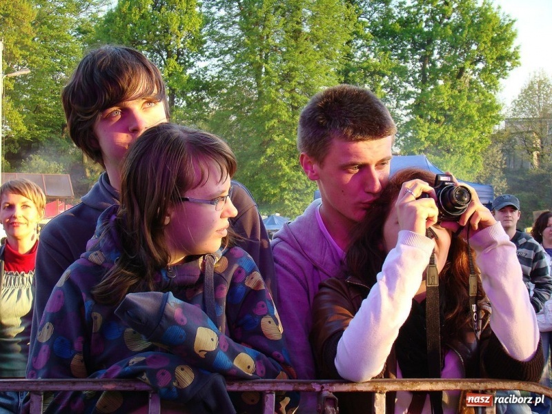 Zdjęcie w galerii na portalu naszraciborz.pl: IRA w Nędzy. Cztery tysiące osób wiadomości z regionu