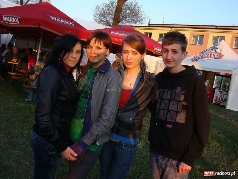 Zdjęcie w galerii na portalu naszraciborz.pl: IRA w Nędzy. Cztery tysiące osób wiadomości z regionu