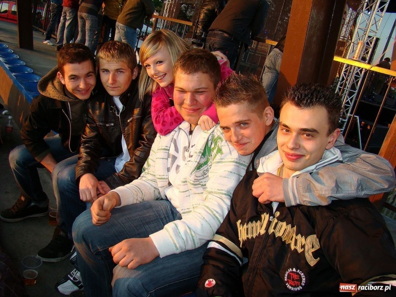 Zdjęcie w galerii na portalu naszraciborz.pl: IRA w Nędzy. Cztery tysiące osób wiadomości z regionu