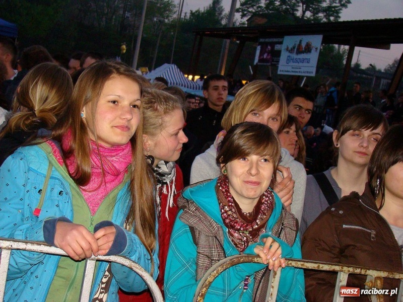 Zdjęcie w galerii na portalu naszraciborz.pl: IRA w Nędzy. Cztery tysiące osób wiadomości z regionu