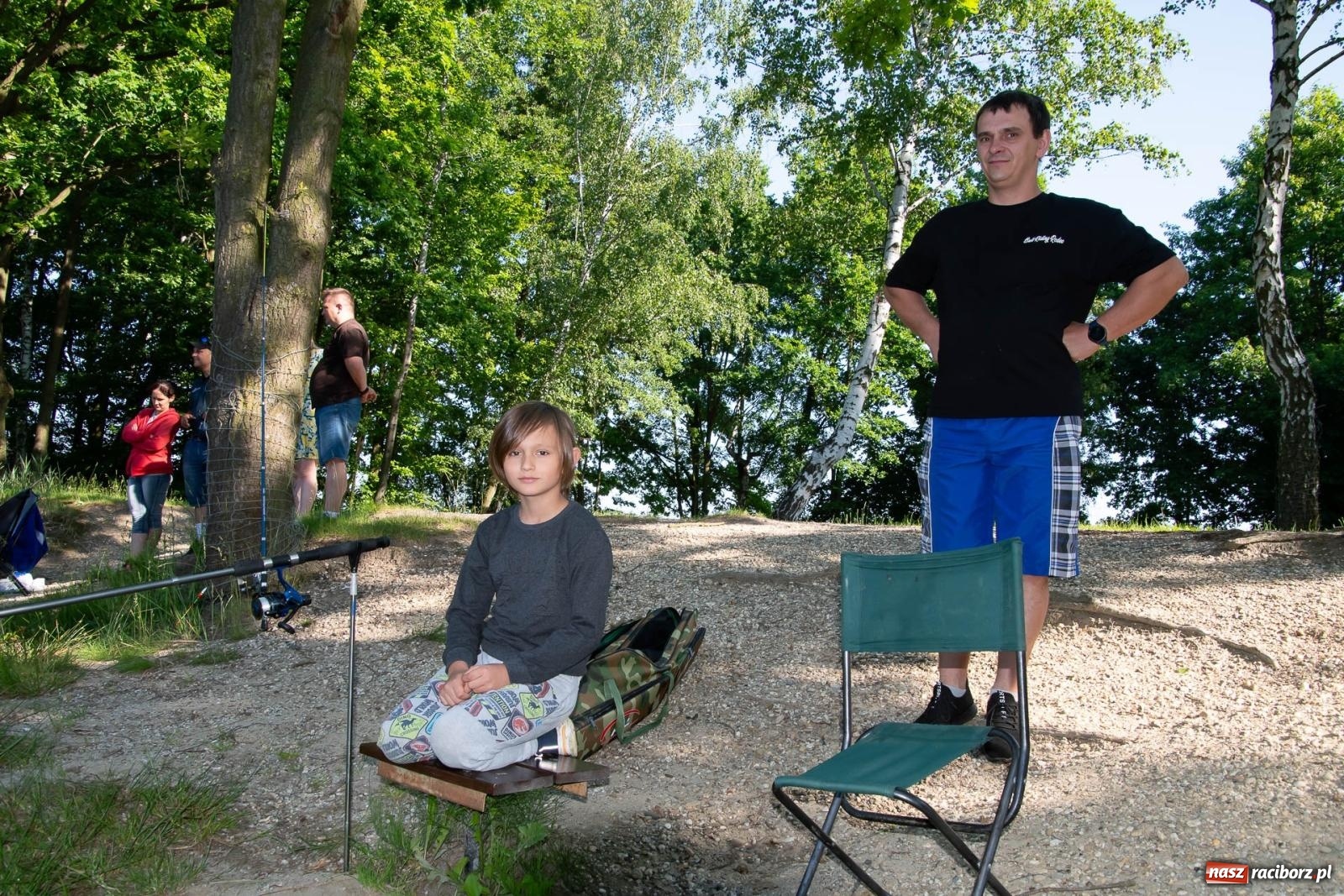 Zdjęcie w galerii na portalu naszraciborz.pl: Pod Oborą złowili taaaaką rybę! Zawody wędkarskie z okazji Dnia Dziecka wiadomości z regionu