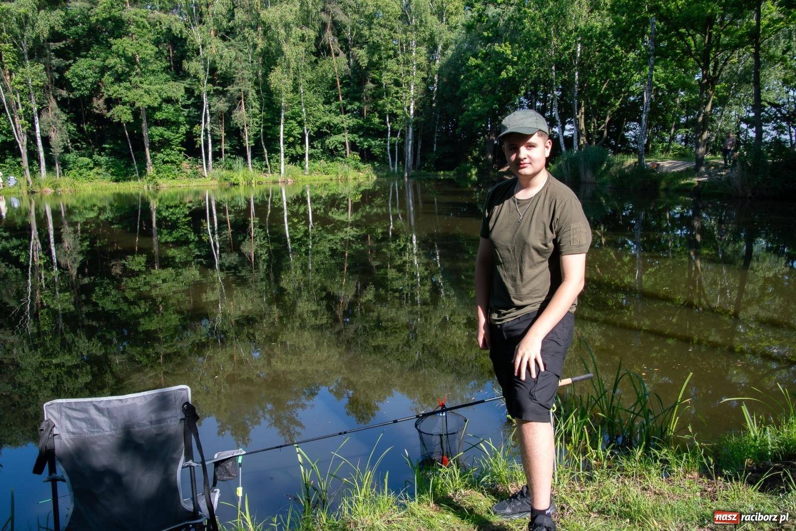 Zdjęcie w galerii na portalu naszraciborz.pl: Pod Oborą złowili taaaaką rybę! Zawody wędkarskie z okazji Dnia Dziecka wiadomości z regionu