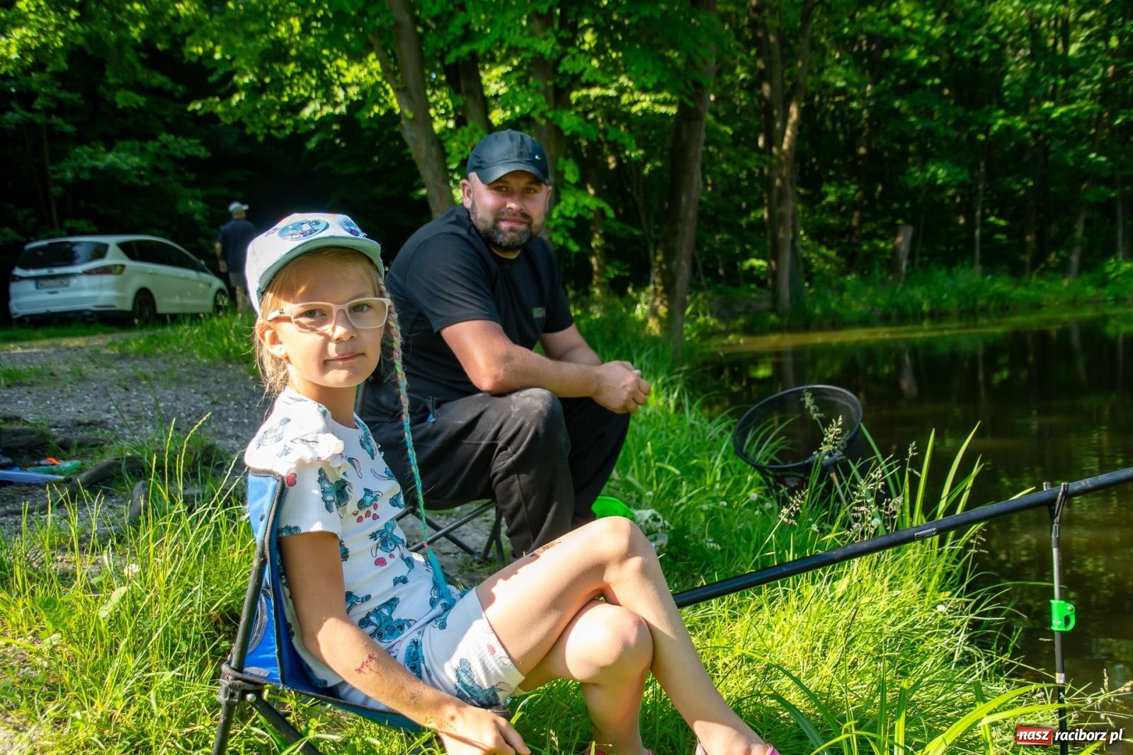 Zdjęcie w galerii na portalu naszraciborz.pl: Pod Oborą złowili taaaaką rybę! Zawody wędkarskie z okazji Dnia Dziecka wiadomości z regionu