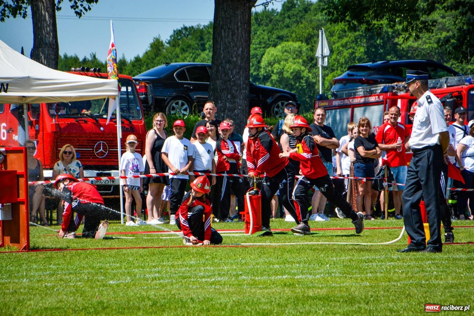 Zdjęcie w galerii na portalu naszraciborz.pl: Cztery puchary w koronie OSP Samborowice i rekord w ćwiczeniu bojowym wiadomości z regionu