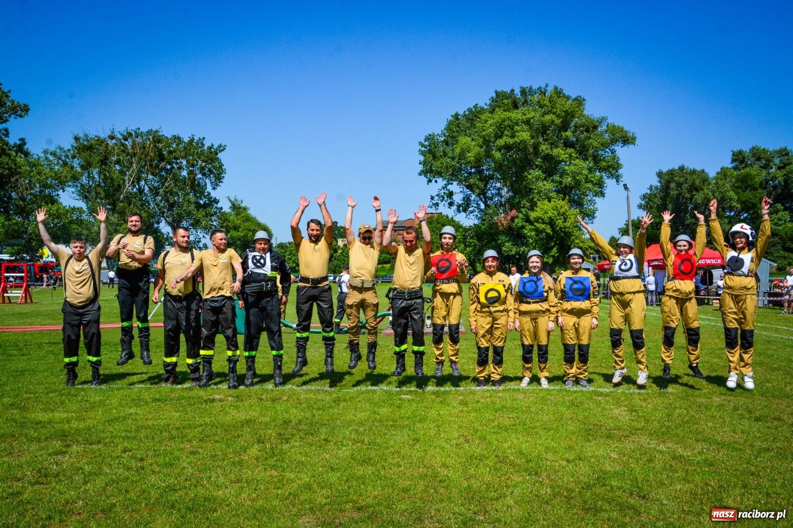 Zdjęcie w galerii na portalu naszraciborz.pl: Cztery puchary w koronie OSP Samborowice i rekord w ćwiczeniu bojowym wiadomości z regionu