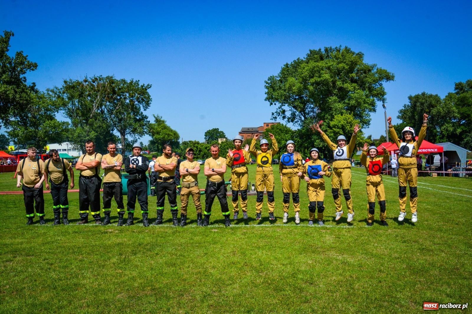 Zdjęcie w galerii na portalu naszraciborz.pl: Cztery puchary w koronie OSP Samborowice i rekord w ćwiczeniu bojowym wiadomości z regionu